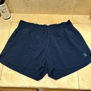 Carve designs, navy blue swim shorts, beach shorts size large